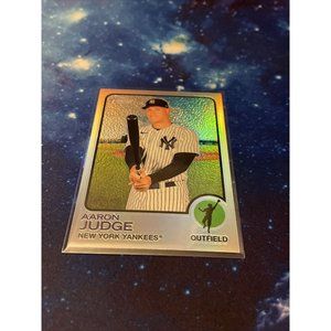 AARON JUDGE CHROME SILVER REFRACTOR #/673 2022 TOPPS HERITAGE #44 YANKEES